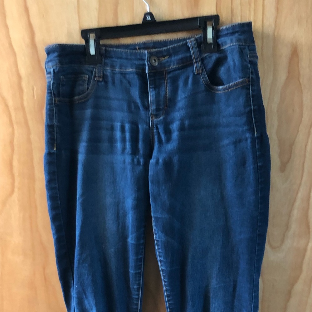 Jeans - Picture 2 of 2